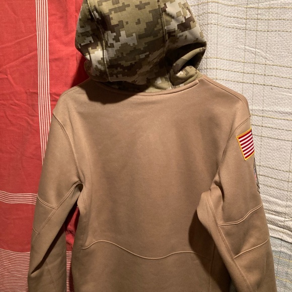 New York Jets Football Sweatshirt pull over NFL Camo  Men’s small Dri-fit USA - Picture 6 of 6